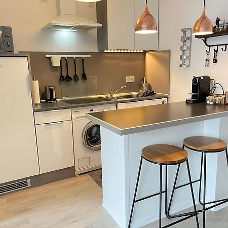 Living At Saarpartments -Adultsonly- 2 Bedrooms, Kitchen - Business & Holiday Apartments For Long- And Short Term Stay, 3 Min To Train Station, Secure E-Bike Parking! 萨尔布吕肯 外观 照片