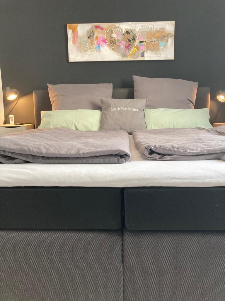 Living At Saarpartments -Adultsonly- 2 Bedrooms, Kitchen - Business & Holiday Apartments For Long- And Short Term Stay, 3 Min To Train Station, Secure E-Bike Parking! 萨尔布吕肯 外观 照片
